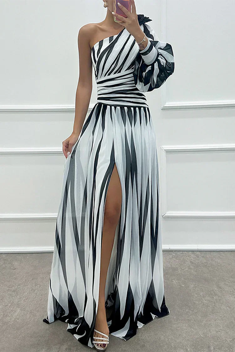 Vanessa | One-Shoulder Striped Maxi Dress