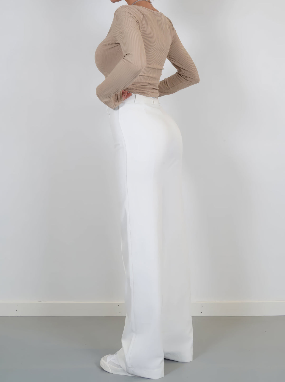 Pantalon chino droit pour femme