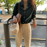 Women's Buttoned Collar Blouse