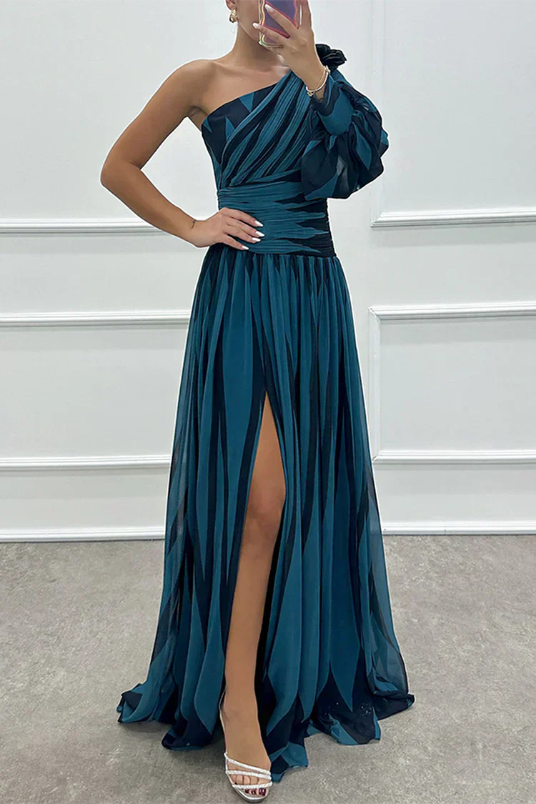 Vanessa | One-Shoulder Striped Maxi Dress