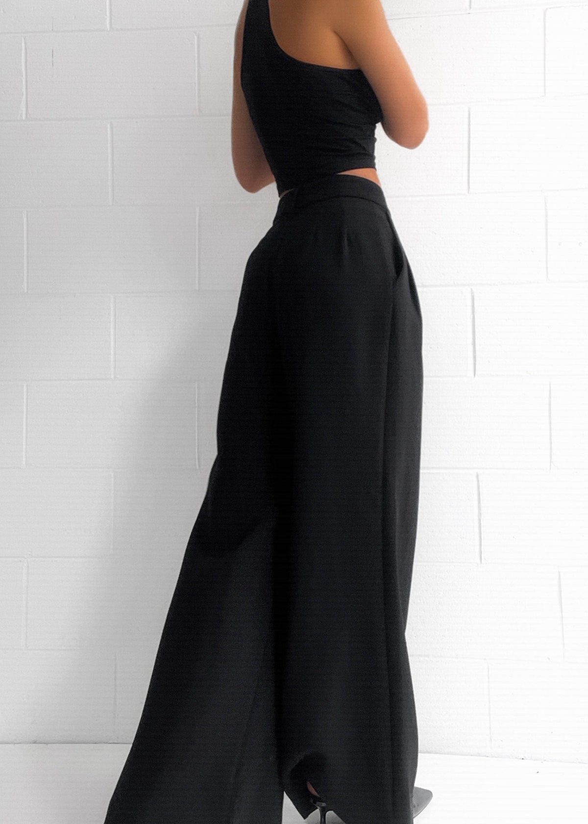 Pantalon chino large noir pour femme