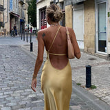Robe maxi dos nu en satin pour femme