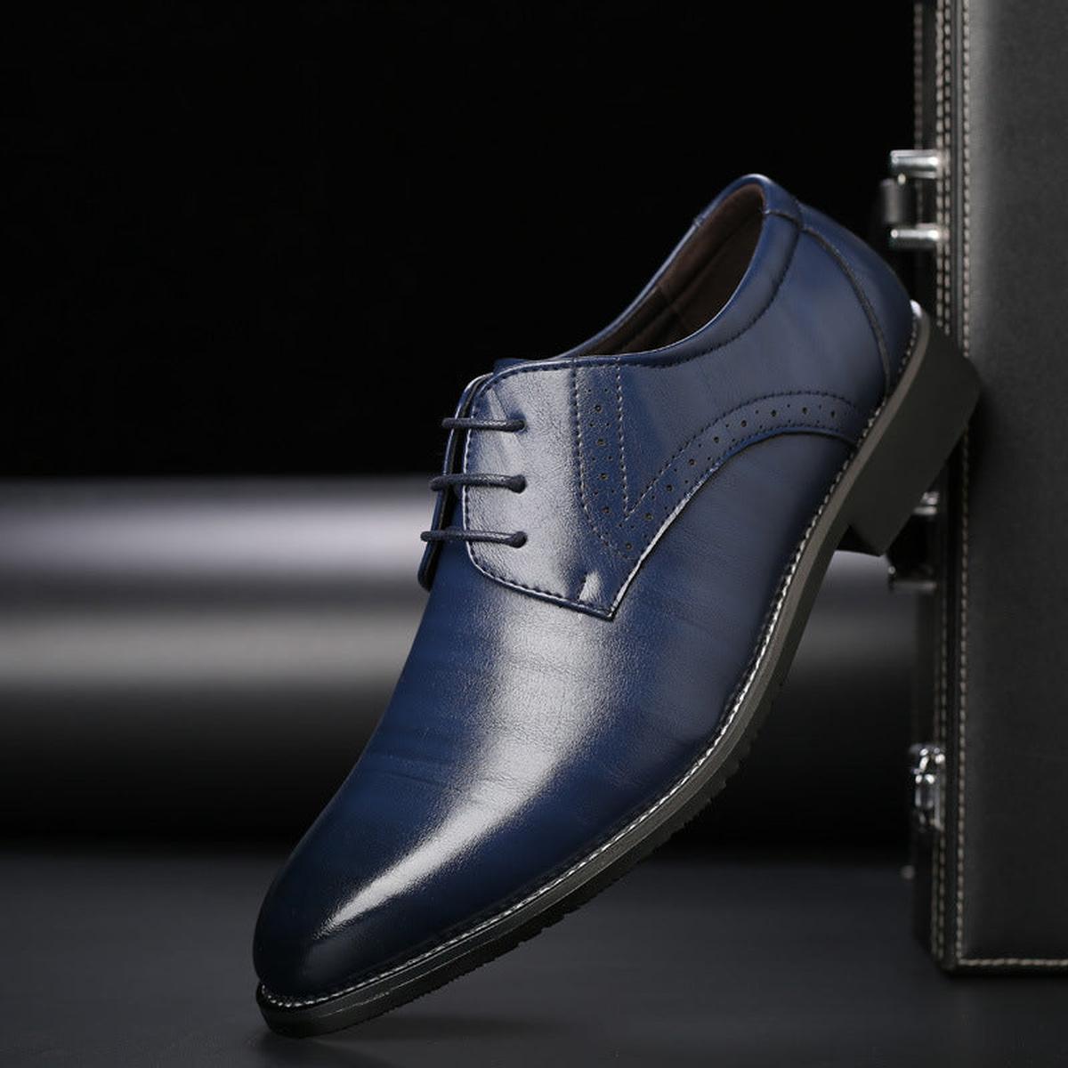 Chris | Classic-Fit Lace-Up Shoes