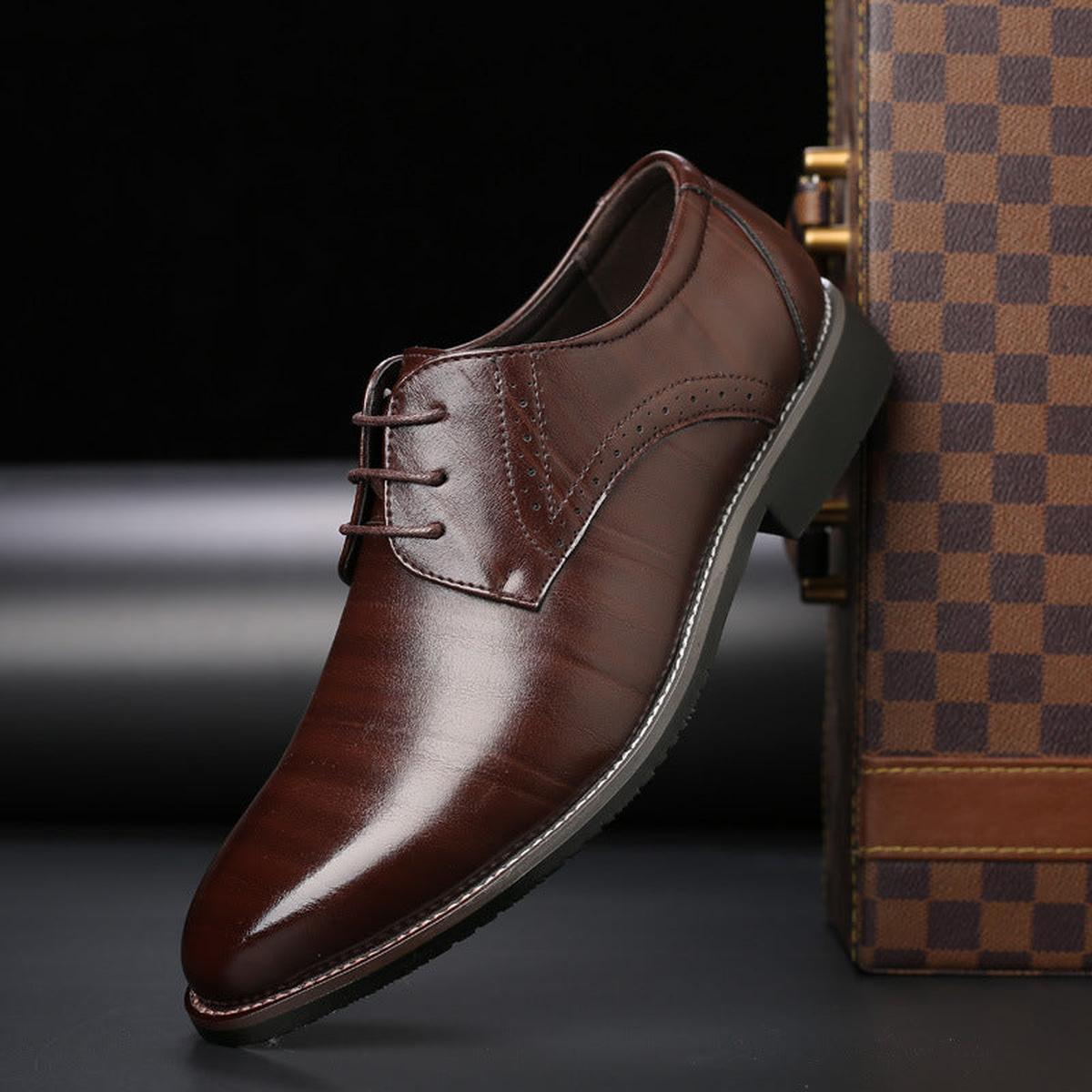 Chris | Classic-Fit Lace-Up Shoes