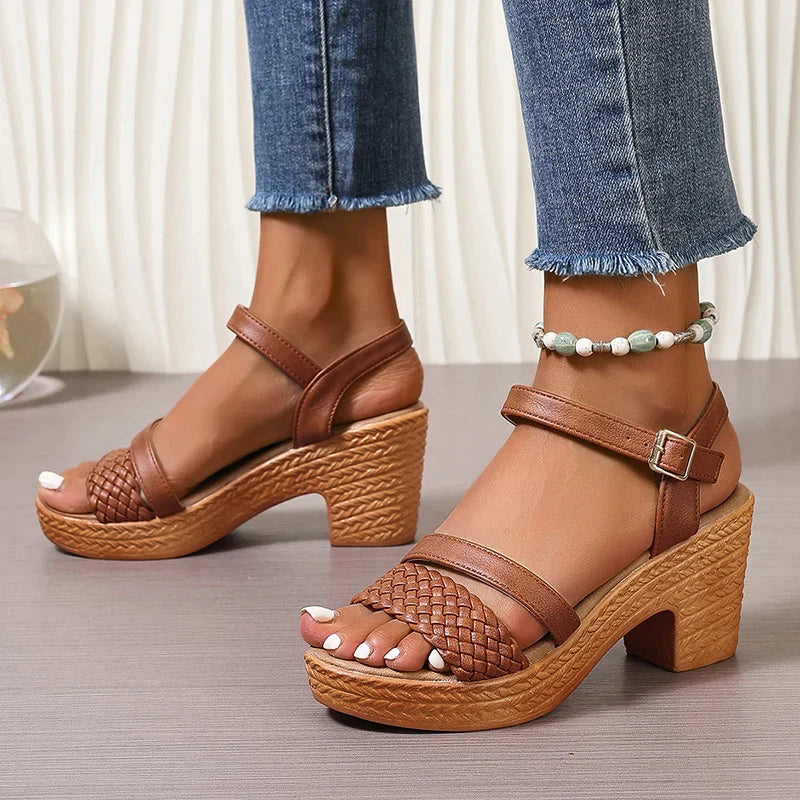 Tabitha | Lightly Padded Sandals