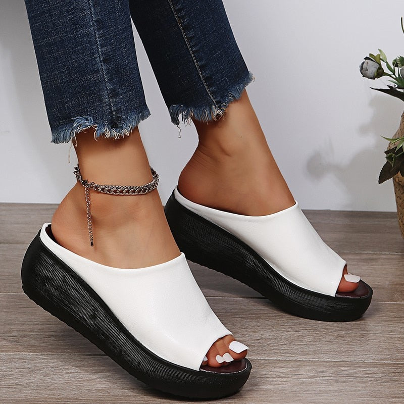 Kara | Padded Buckle Sandals