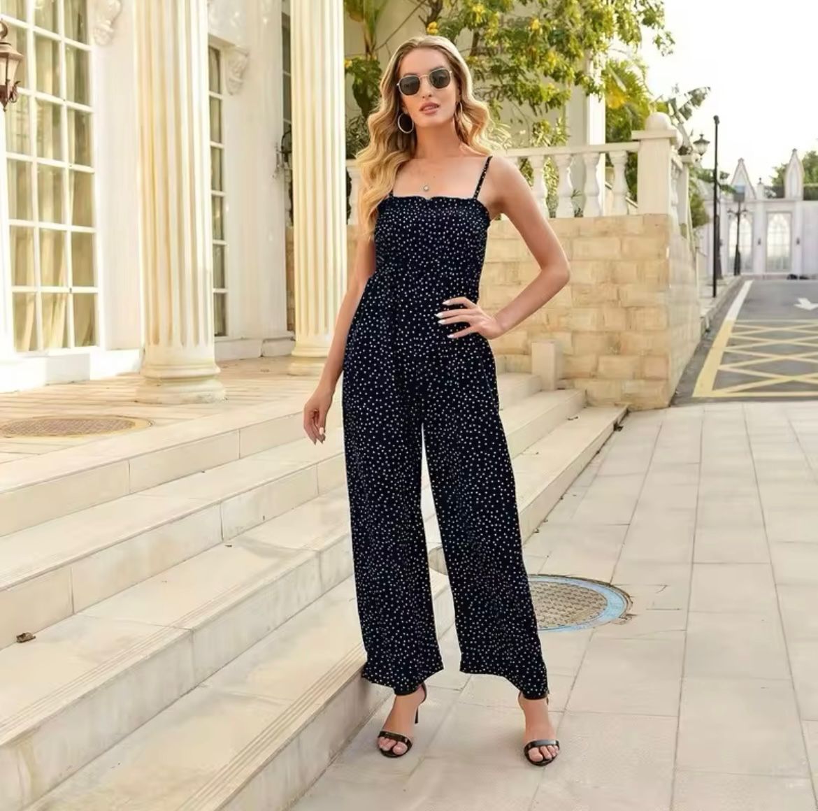 Charlotte | Weites Bein Gesmoktes Oberteil Jumpsuit
