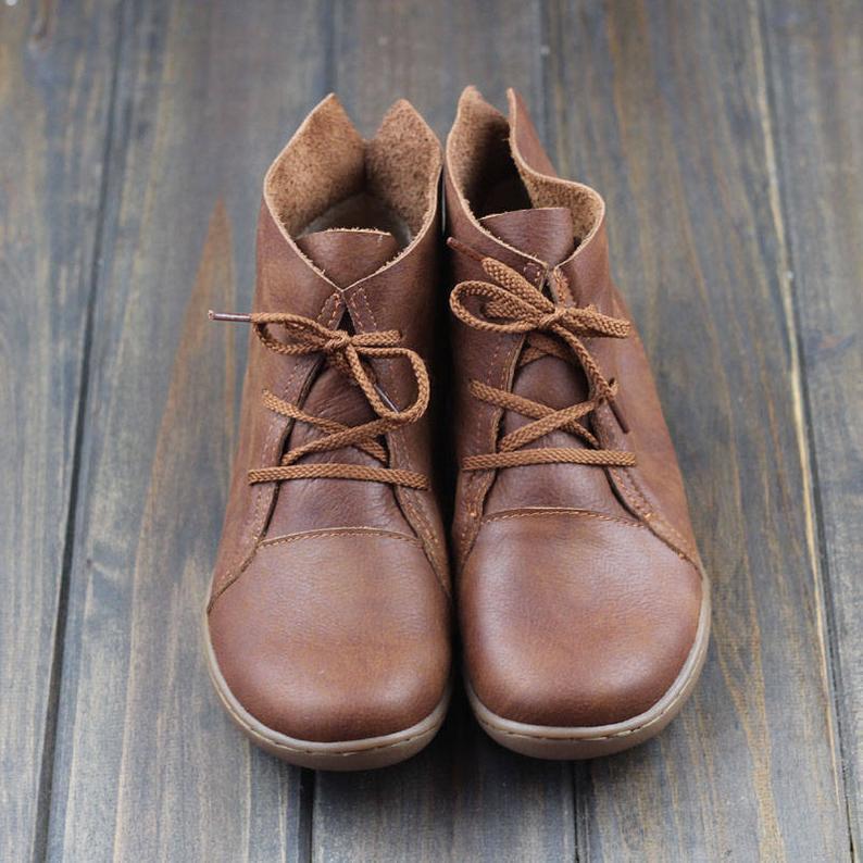 Ophelia | Contoured Footbed Block Heel Ankle Boots