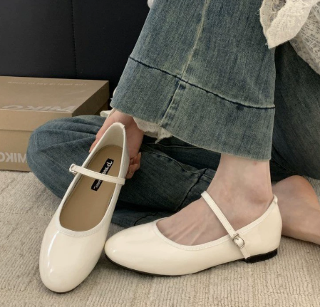 Ruby | Knöchelriemen Blockabsatz Absatzschuhe